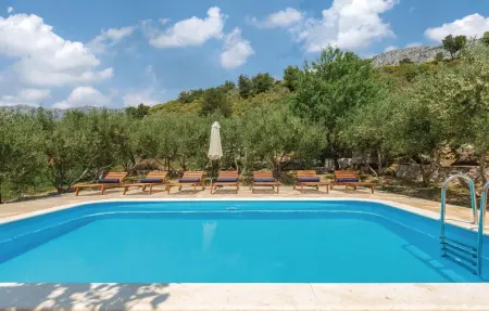 Location Maison à Kastel Sucurac 6 personnes