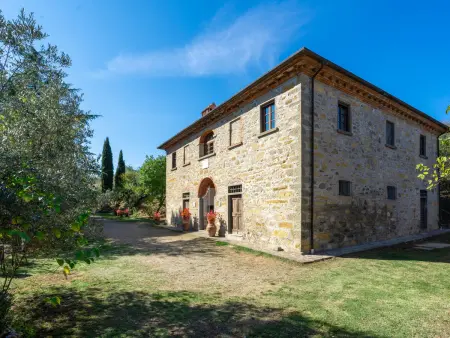 Location Gîte à Montegonzi 22 personnes