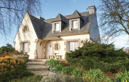 Location Maison à Yvias 8 personnes