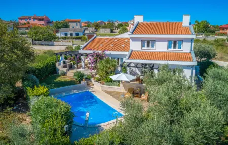 Location Maison à Liznjan 10 personnes