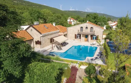 Location Maison à Cista Velika 12 personnes
