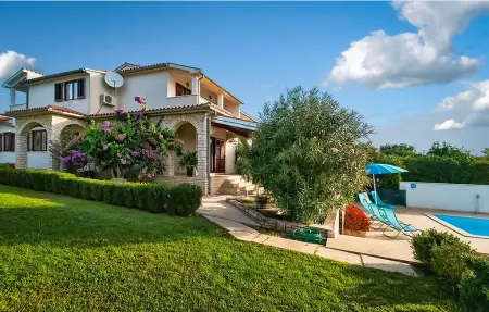 Location Maison à Pula 8 personnes