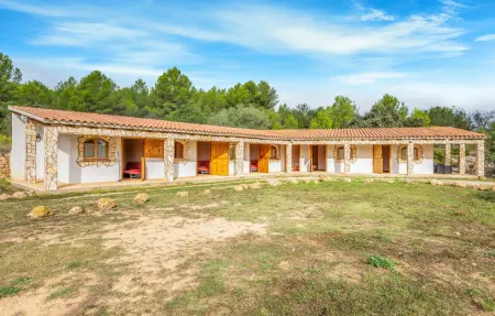 Location Maison à Ardenya 20 personnes