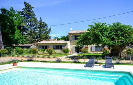 Location Maison à S.Quentin La Poterie 8 personnes