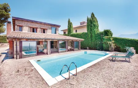 Location Maison à Contursi Terme (SA) 8 personnes
