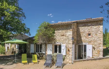Location Maison à La Begude De Mazenc 12 personnes