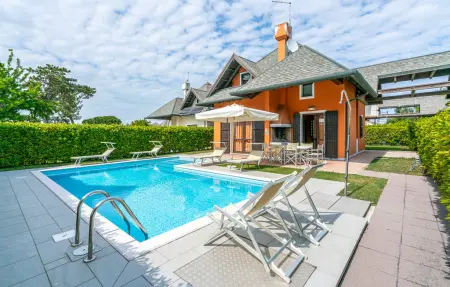 Location Maison à Albarella RO 6 personnes