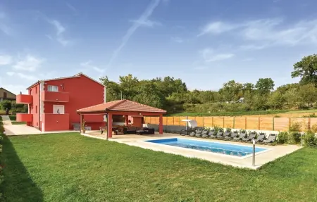 Location Maison à Rumin 12 personnes