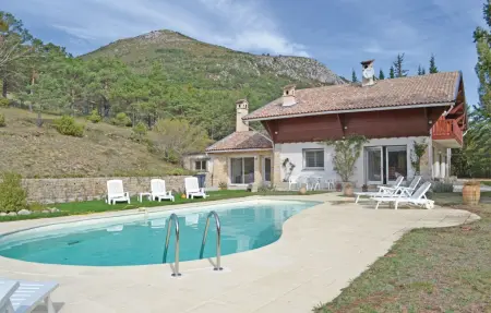 Location Maison à La Bastide 11 personnes