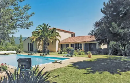 Location Maison à Prades 10 personnes