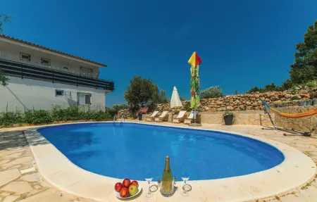 Location Maison à Zdrelac 10 personnes