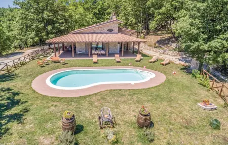 Location Maison à San Lupo (BN) 6 personnes