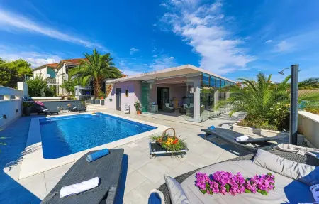 Location Maison à Okrug Donji 9 personnes