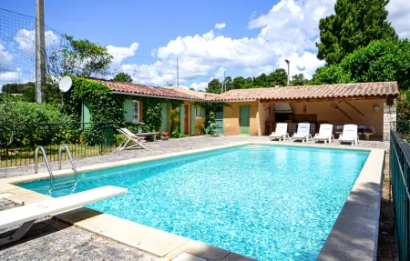 Location Maison à Roussillon 5 personnes