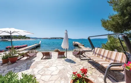 Location Maison à Brodarica 6 personnes