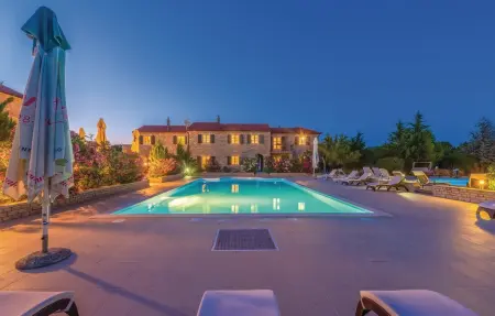 Location Maison à Drinovci 8 personnes