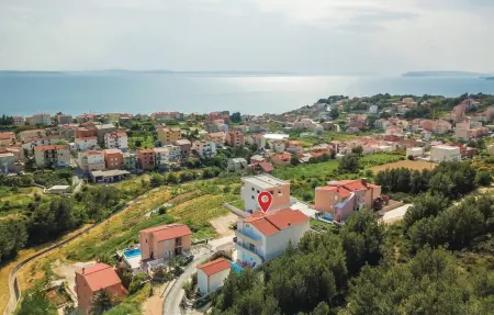 Location Maison à Podstrana 12 personnes