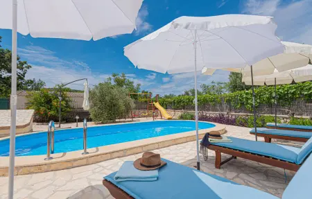 Location Maison à Dubrava 7 personnes