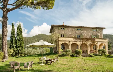 Location Maison à Poggio Catino RI 10 personnes