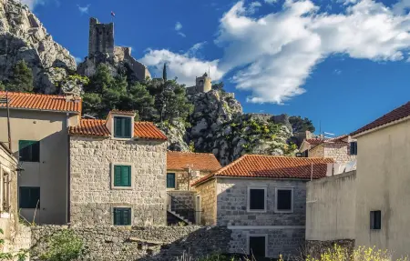 Location Maison à Omis 4 personnes