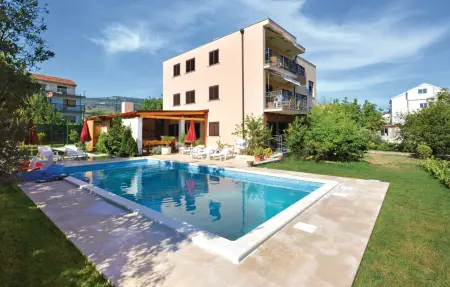 Location Maison à Kastel Stafilic 16 personnes