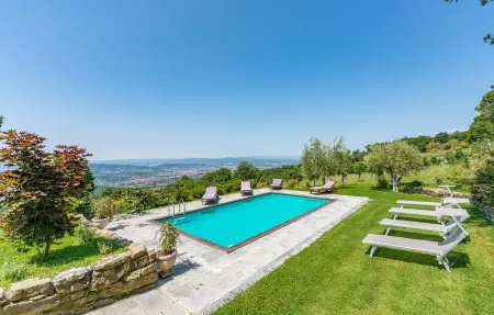 Location Maison à Arezzo AR 12 personnes