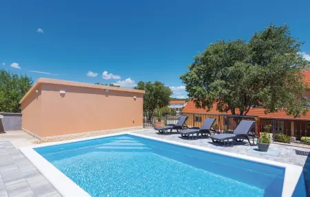 Location Maison à Bilice 7 personnes