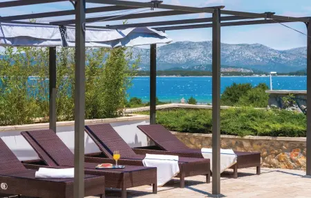 Location Maison à Betina 8 personnes