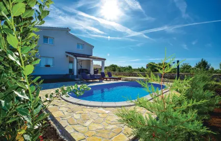 Location Maison à Drinovci 8 personnes