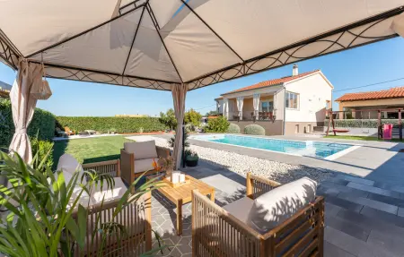 Location Maison à Zadar Debeljak 7 personnes