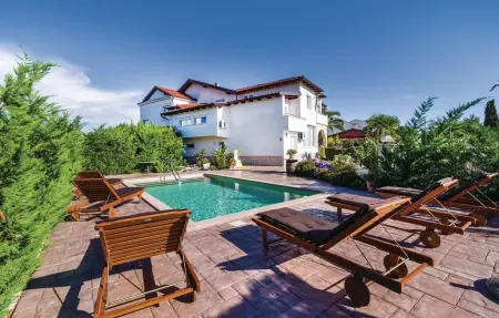 Location Maison à Debeljak 12 personnes