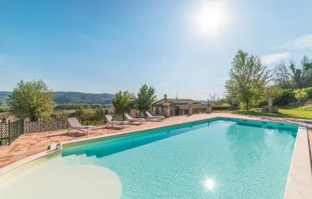 Location Maison à Torgiano PG 8 personnes