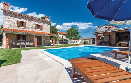 Location Maison à Divsici 6 personnes