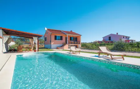 Location Maison à Cukrici 4 personnes