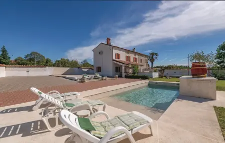 Location Maison à Hrboki 9 personnes