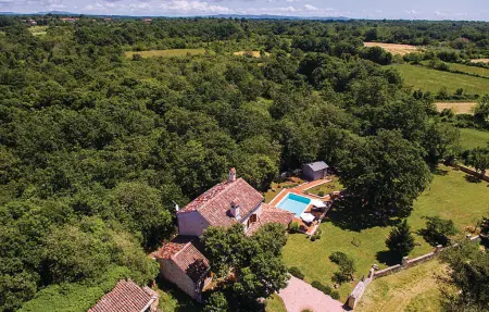 Location Maison à Klarici 4 personnes