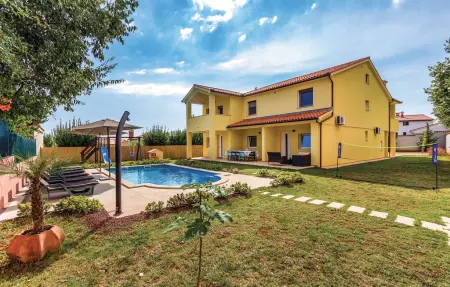 Location Maison à Medulin 10 personnes