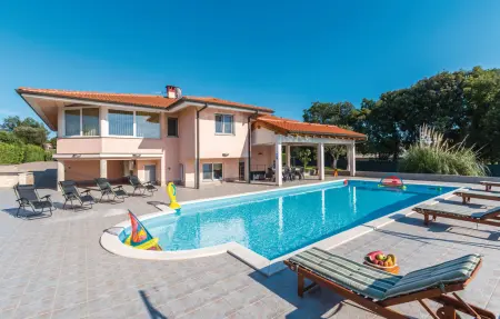 Location Maison à Pula 8 personnes