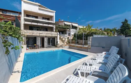 Location Maison à Pula 18 personnes