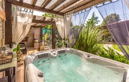 Location Maison à Kanfanar 2 personnes