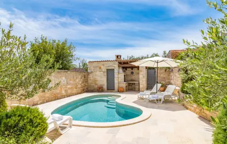 Location Maison à Liznjan 8 personnes