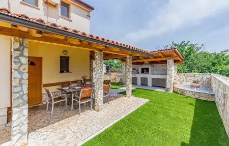 Location Maison à Liznjan 6 personnes