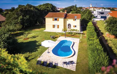 Location Maison à Liznjan 6 personnes