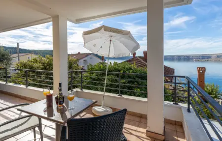 Location Maison à Jadranovo 12 personnes