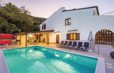 Location Maison à Lovran 15 personnes