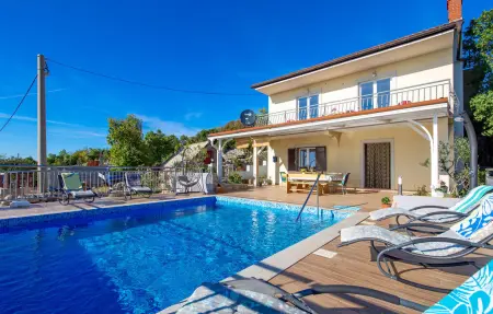 Location Maison à Jablanac 8 personnes