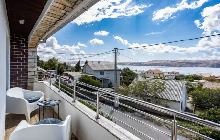 Location Maison à Karlobag 6 personnes