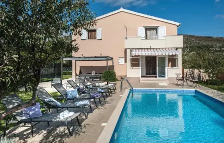 Location Maison à Prugovo 10 personnes