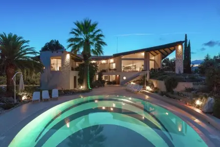 Location Villa à Mandelieu la Napoule 8 personnes