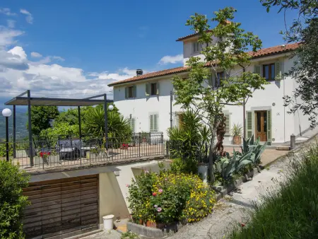 Location Gîte à Montecatini Terme 9 personnes